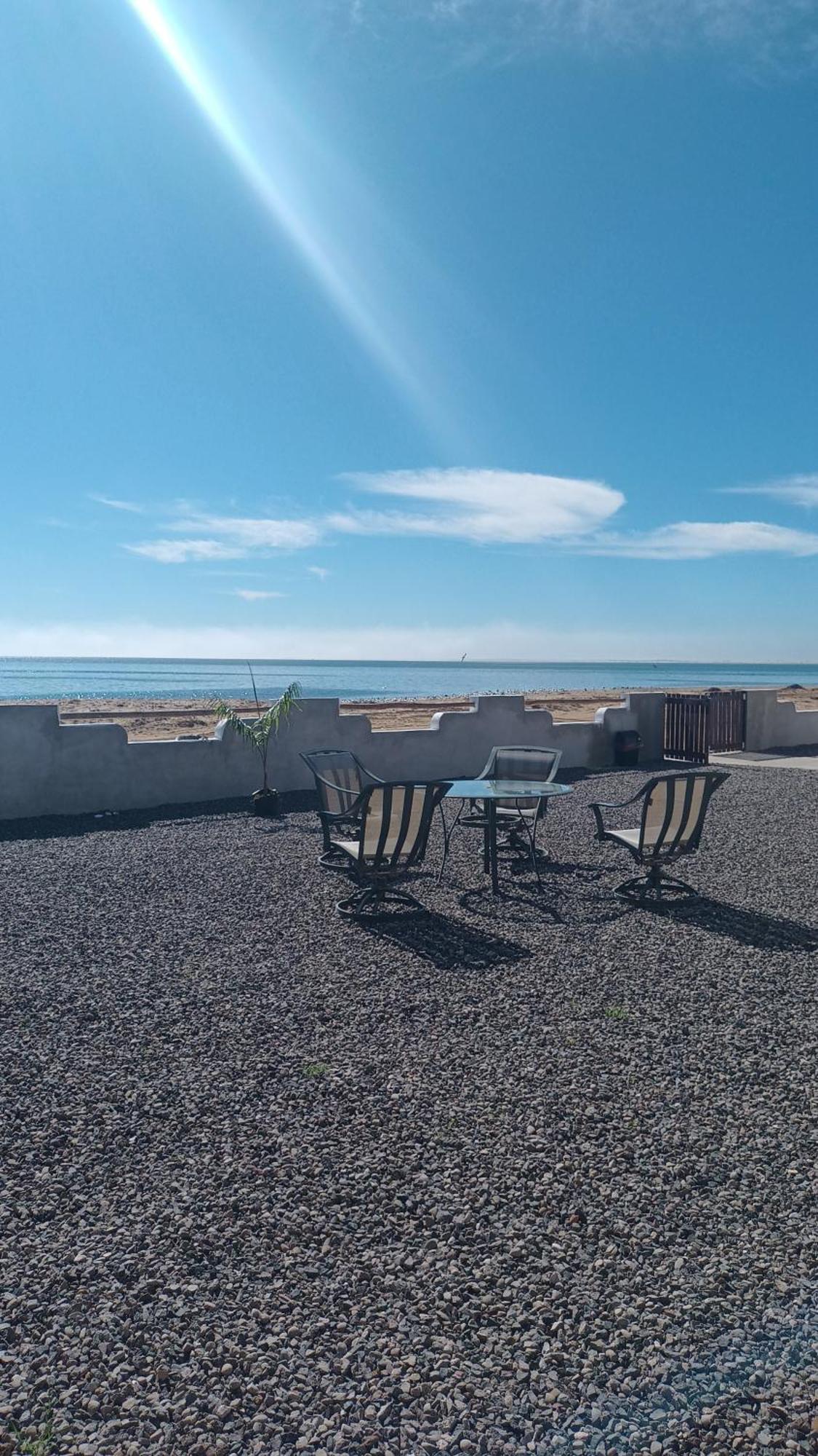 Hotel- Whale Tours And Sport Fishing Vista Mag-Bay Puerto San Carlos Room photo