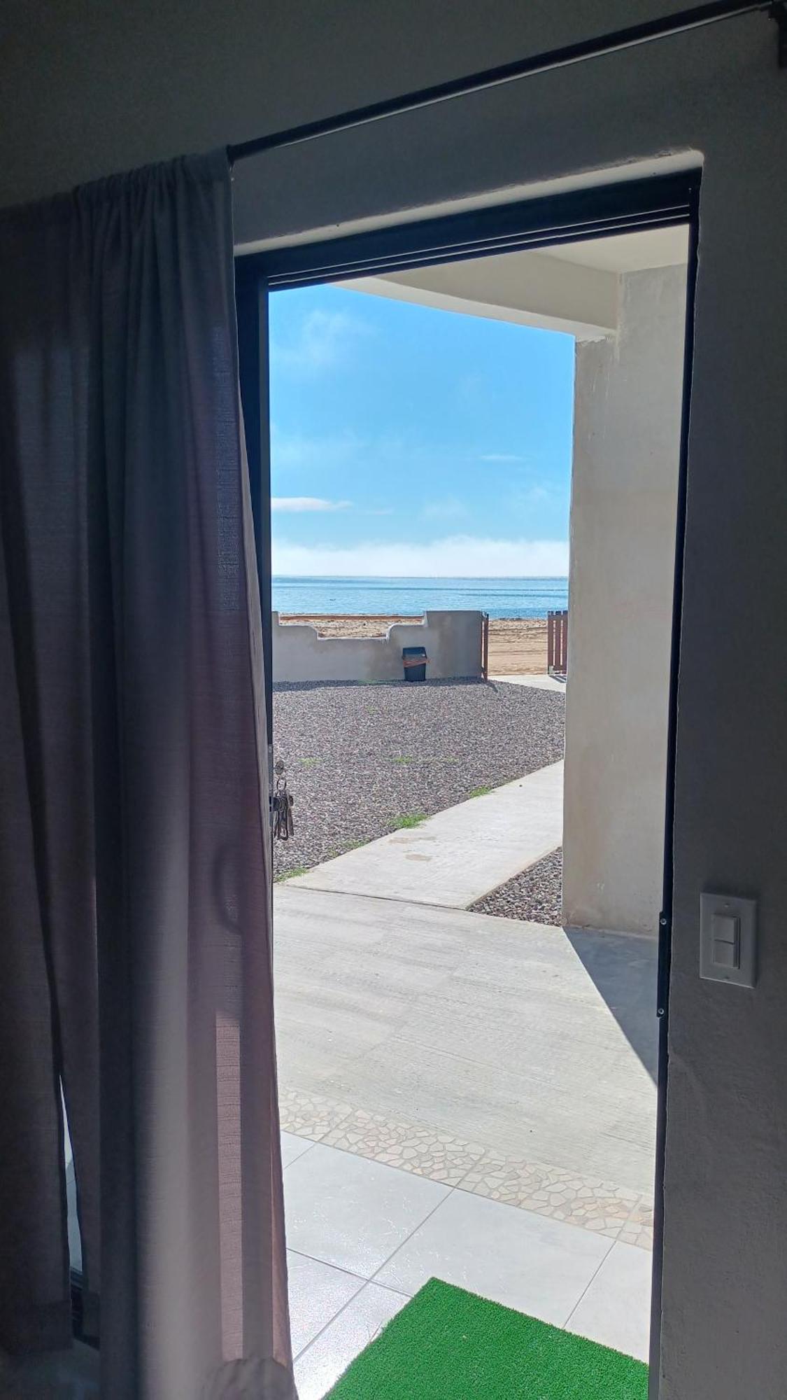 Hotel- Whale Tours And Sport Fishing Vista Mag-Bay Puerto San Carlos Room photo