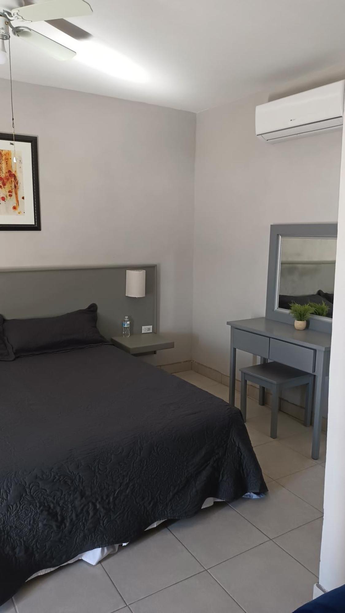 Hotel- Whale Tours And Sport Fishing Vista Mag-Bay Puerto San Carlos Room photo